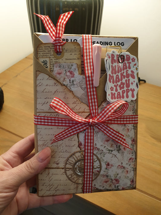 🎄 Festive Edition – Blind Date with a Book