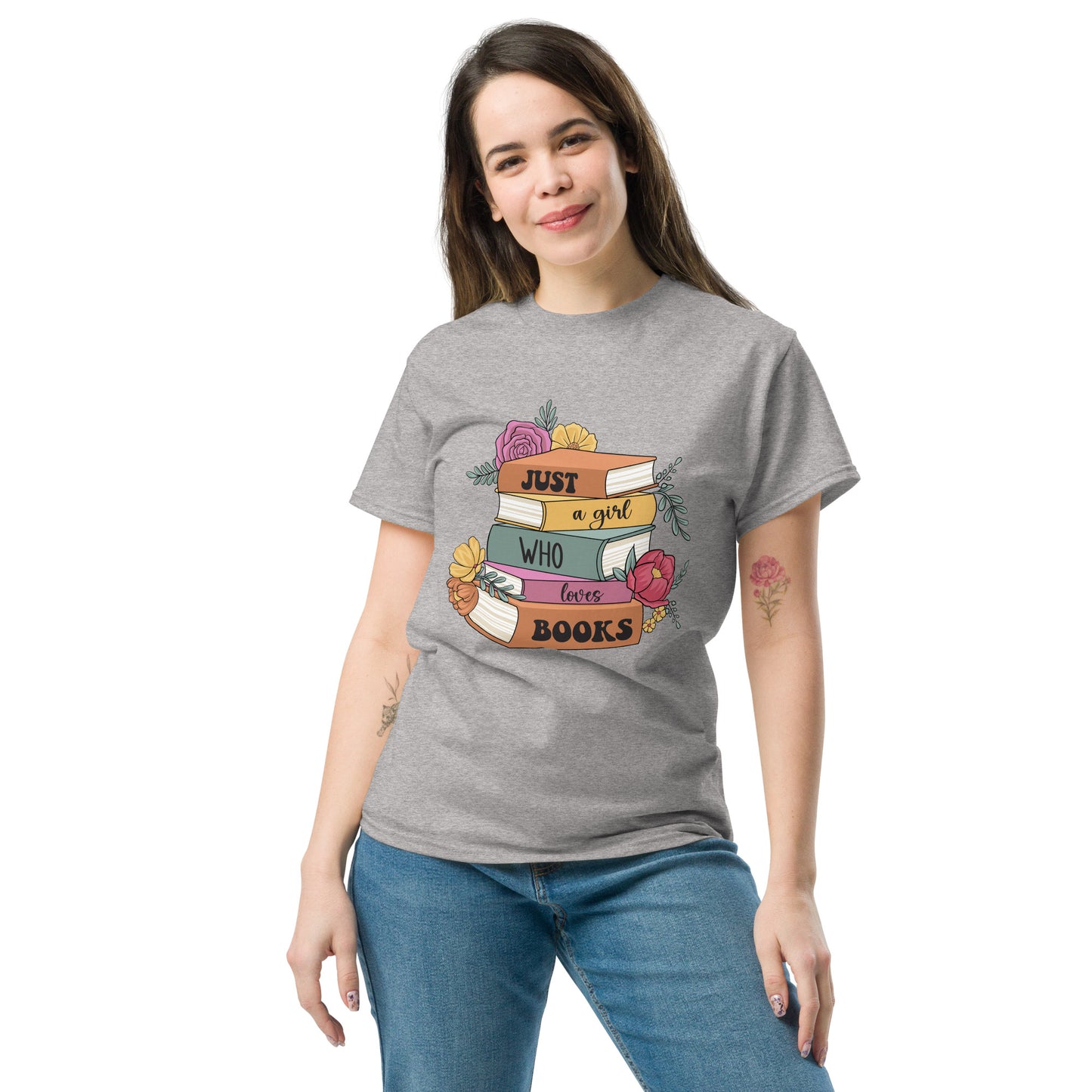 Just a girl who loves books T-Shirt
